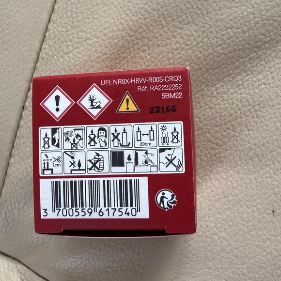 MFK Maison Francis Kurkdjian Baccarat Rouge 540 Extrait de Perfum Candle 1oz/30g - Picture 6 of 6